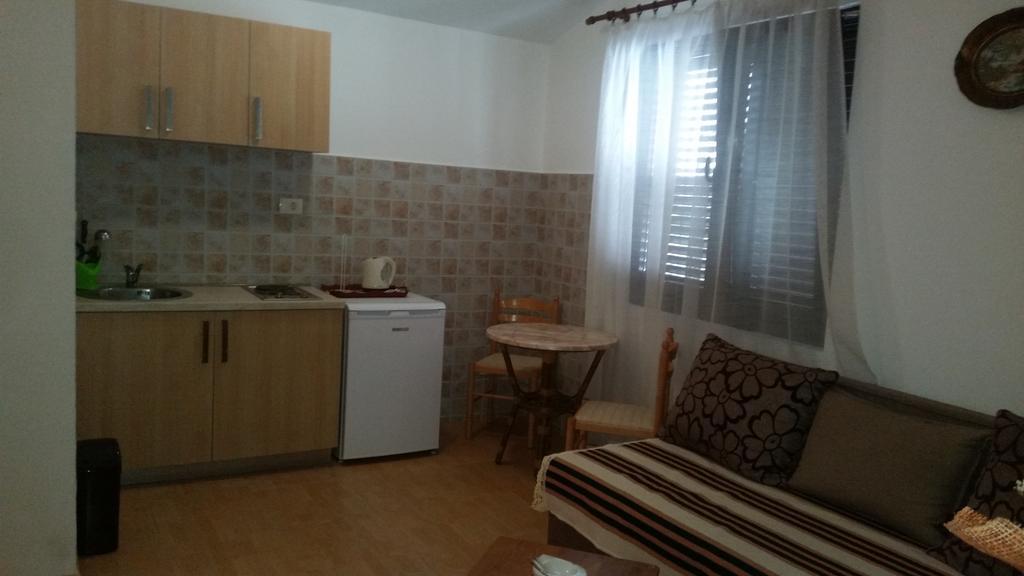 Apartments Zvicer - Milica บุดวา ภายนอก รูปภาพ