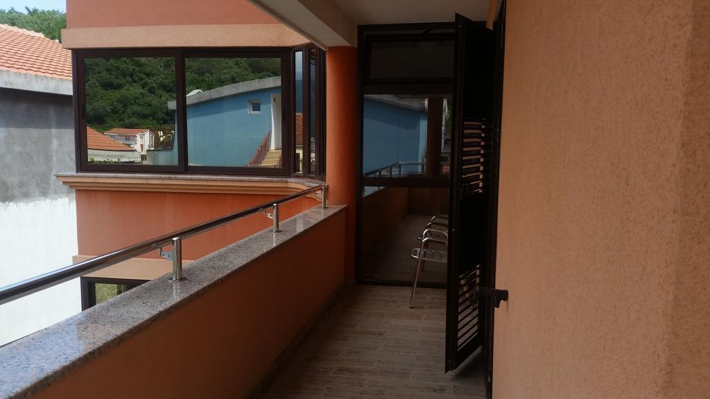 Apartments Zvicer - Milica บุดวา ภายนอก รูปภาพ