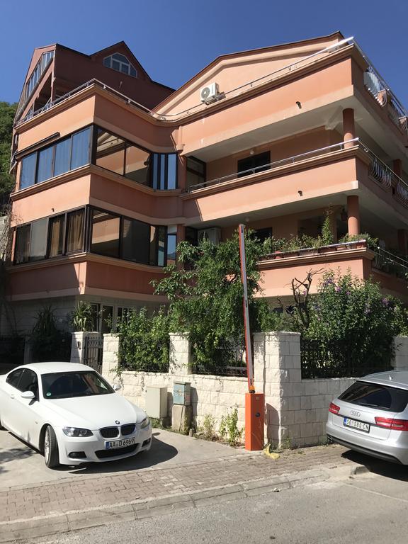 Apartments Zvicer - Milica บุดวา ภายนอก รูปภาพ