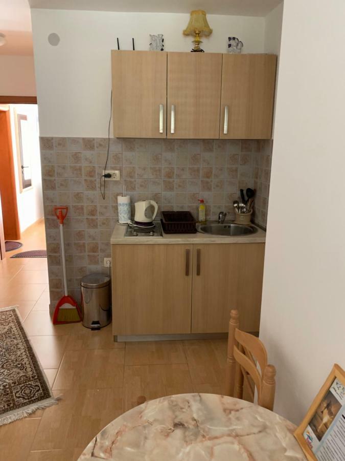 Apartments Zvicer - Milica บุดวา ภายนอก รูปภาพ