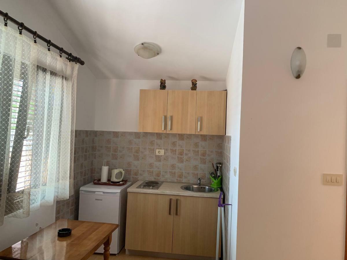 Apartments Zvicer - Milica บุดวา ภายนอก รูปภาพ