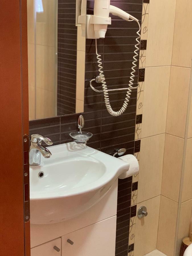 Apartments Zvicer - Milica บุดวา ภายนอก รูปภาพ